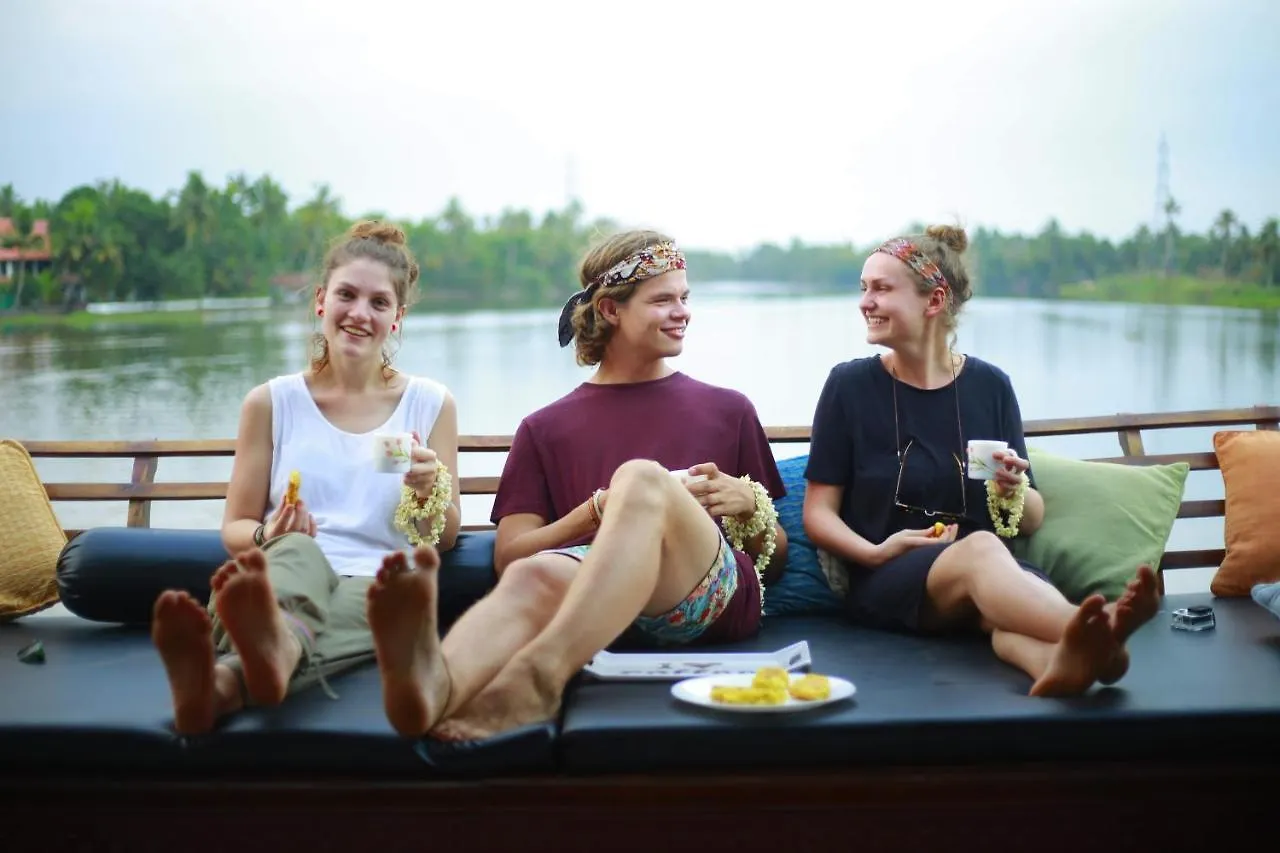 Best Luxury Houseboat, Kerala Alappuzha India
