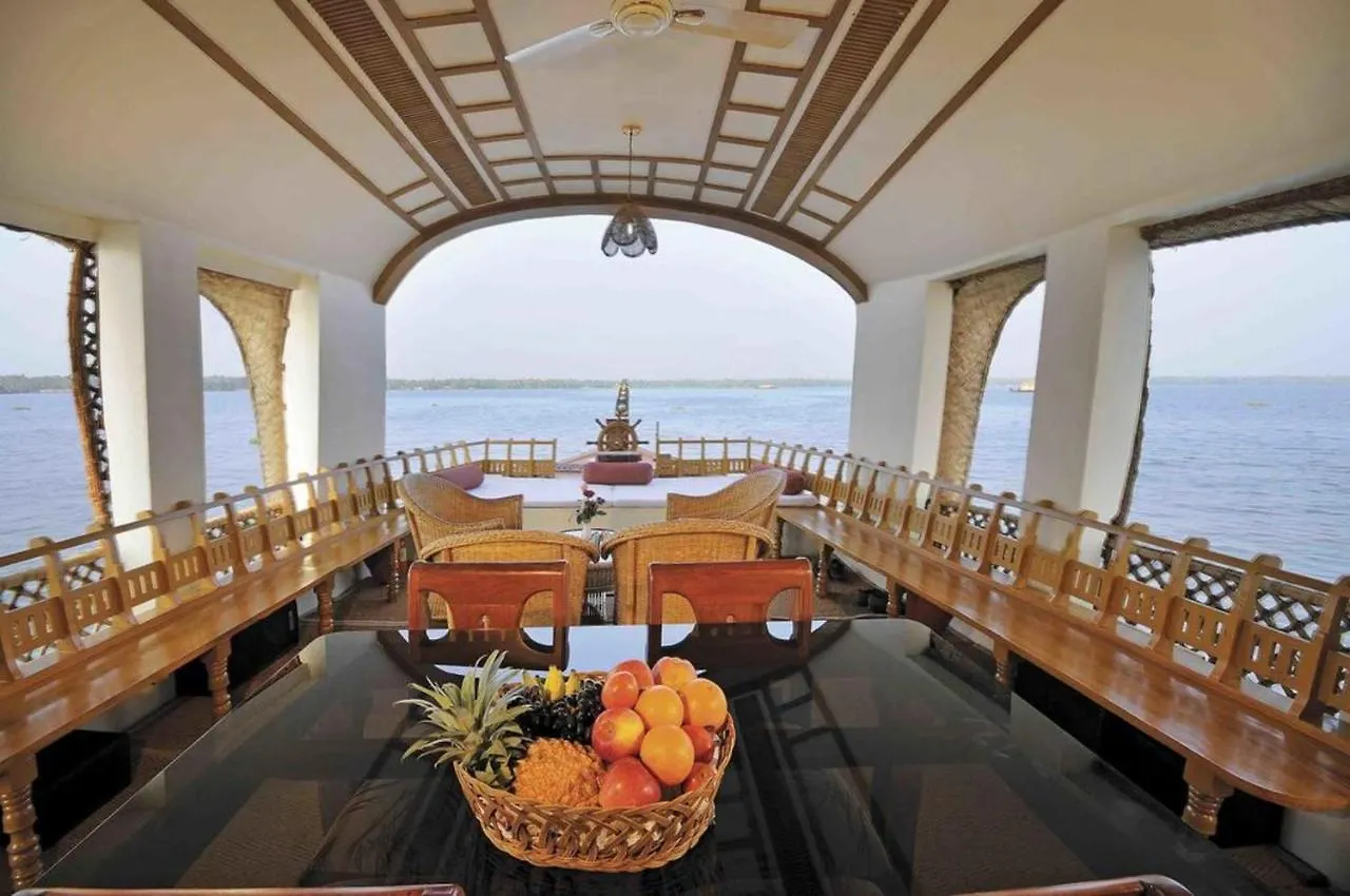 Best Luxury Houseboat, Kerala Alappuzha India