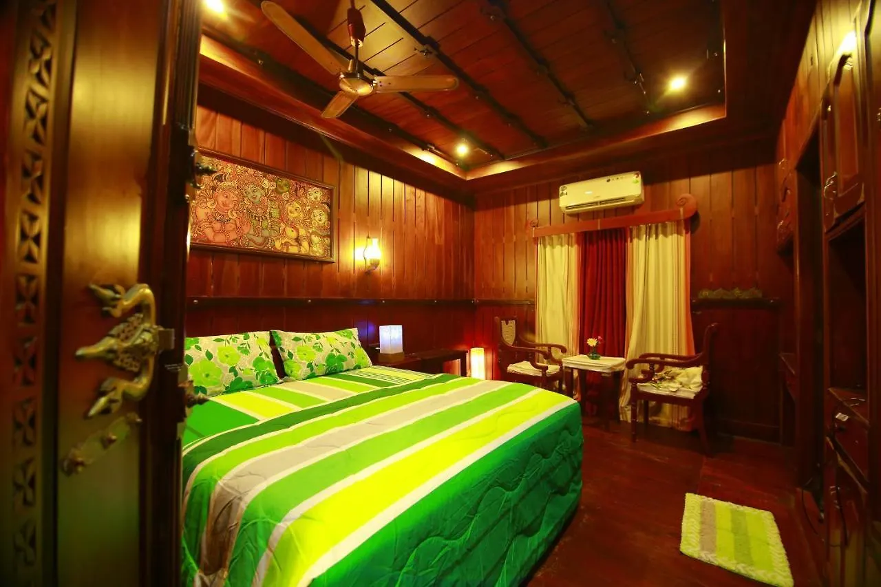 Best Luxury Houseboat, Kerala Alappuzha 5*,  India