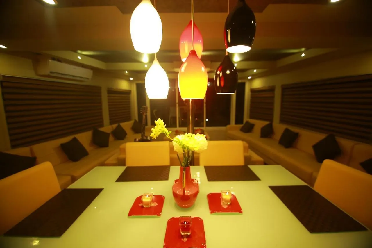 Best Luxury Houseboat, Kerala Alappuzha 5*,  India