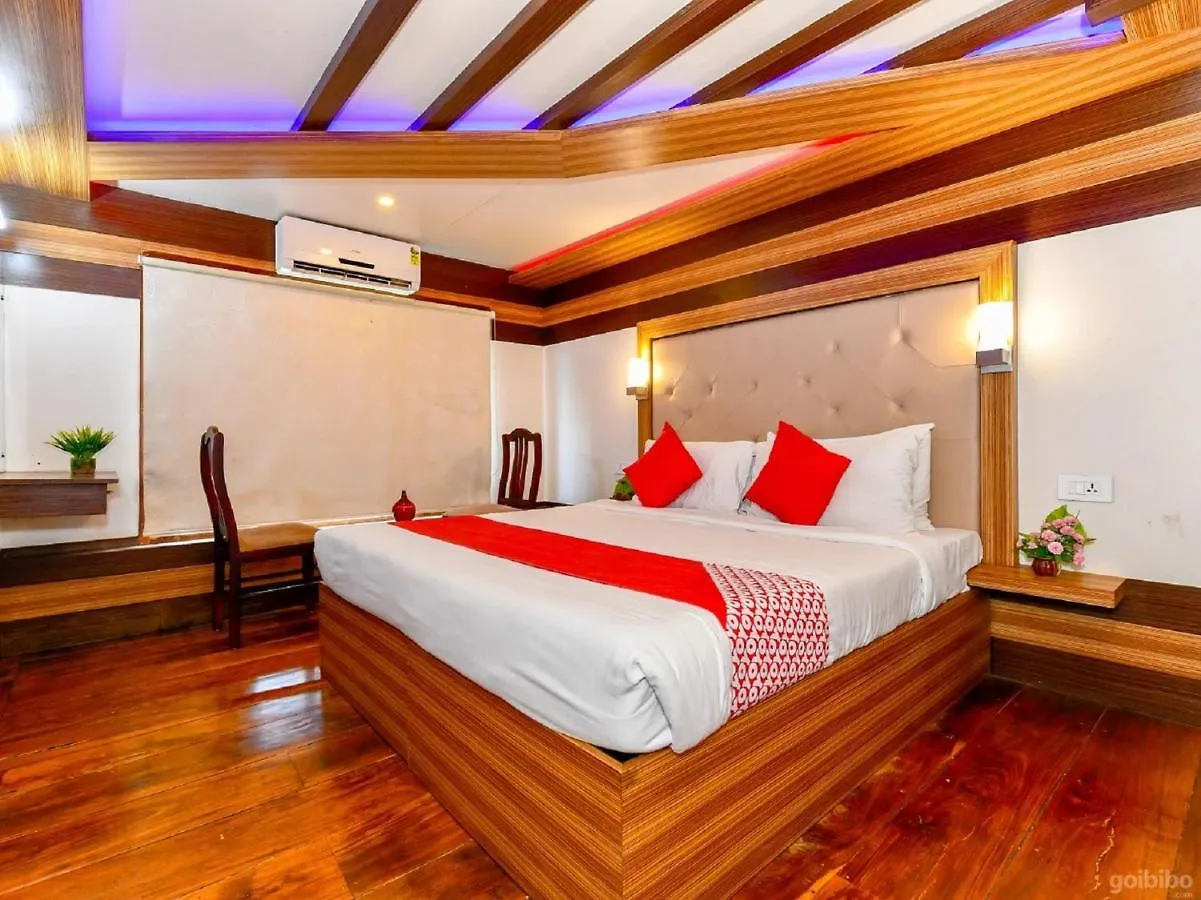 Best Luxury Houseboat, Kerala Alappuzha 5*,